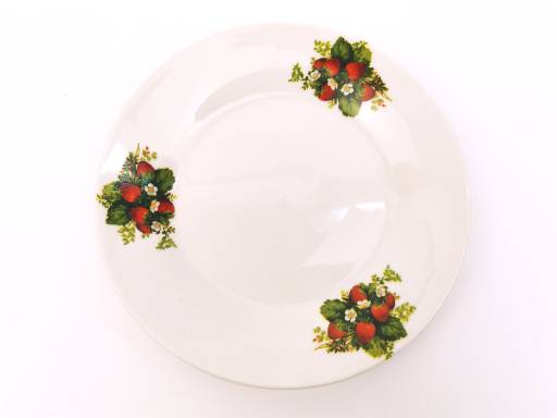 Тарелка десертная 18см Клубника ZHL-1551